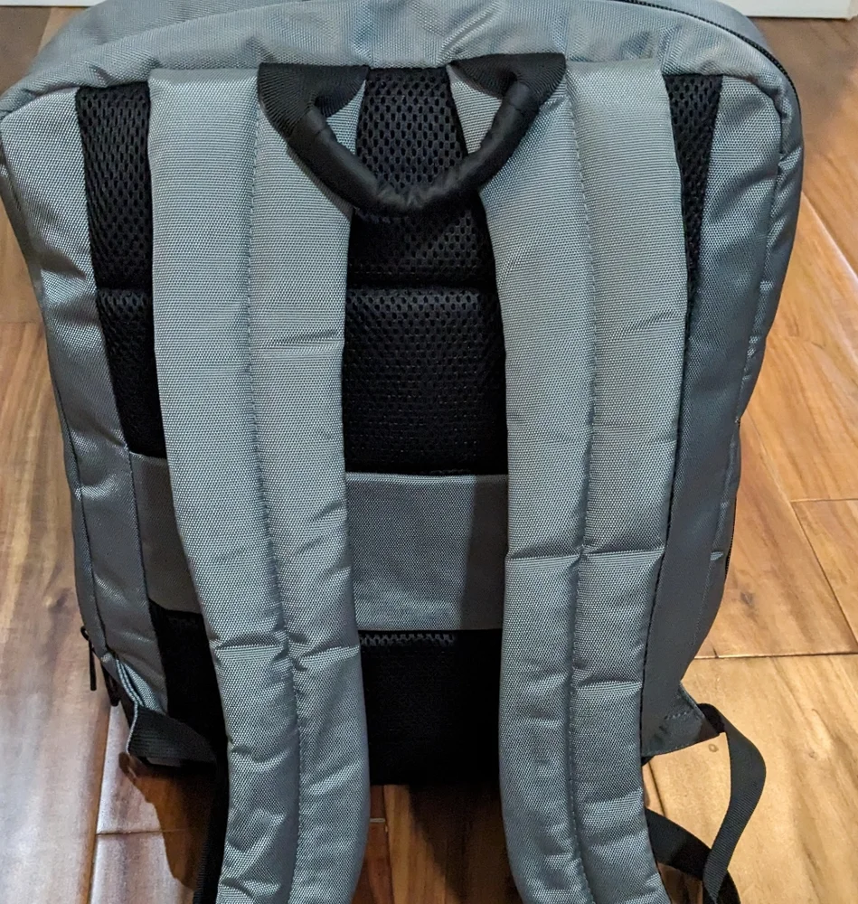 Duchamp Lightweight Laptop Backpack New With Tags ❤️